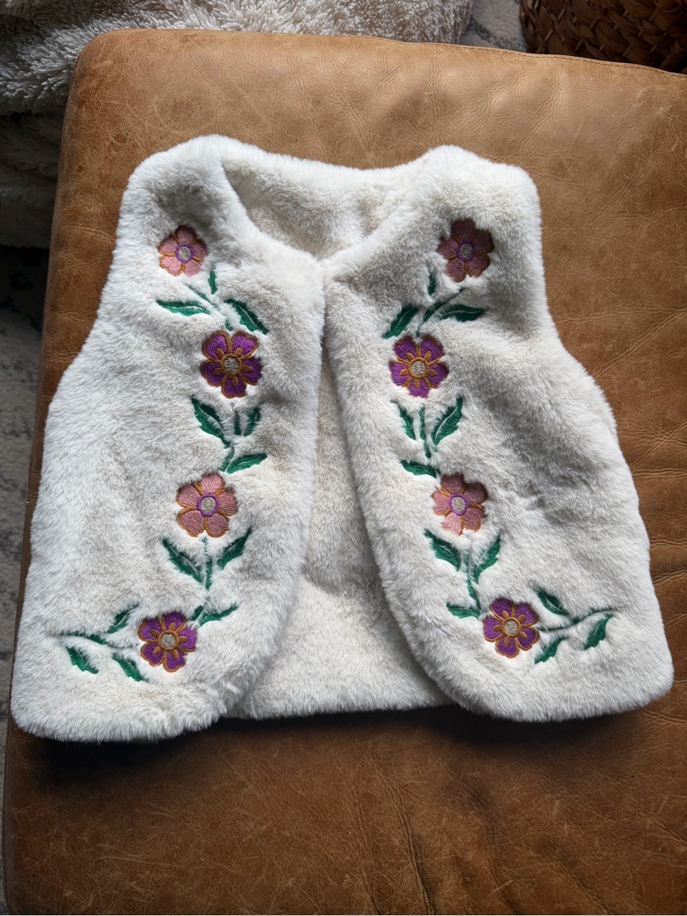 Mini Boden Faux-Fur Vest with Purple/pink Floral Embroidery